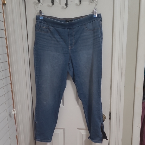 Nine West Denim - (FF) Nine West HEIDI PULL ON CROPPED Denim Blue Women's Jeggings